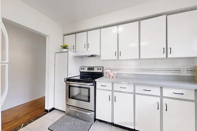 Additional image 14 of 14 Goldcrest Blvd