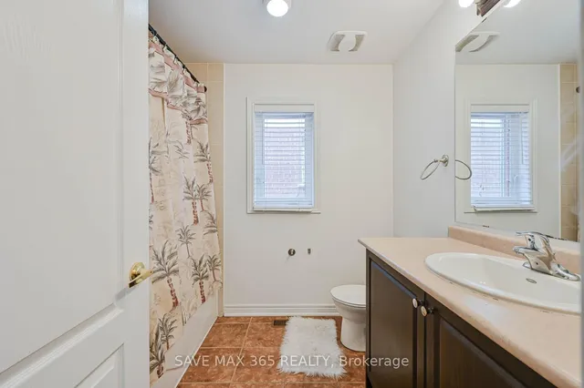 Additional image 44 of 330 Giddings Cres