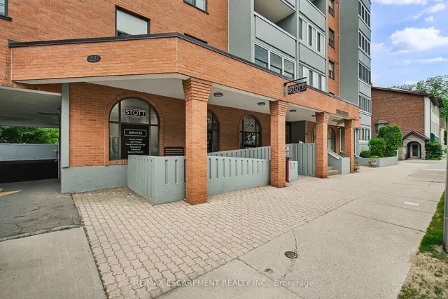 Additional image 6 of 23 Main St Unit 501