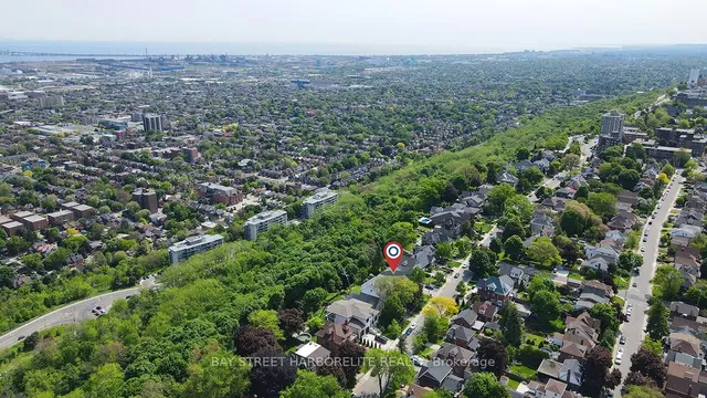 Additional image 44 of 37 Mountain Park Ave