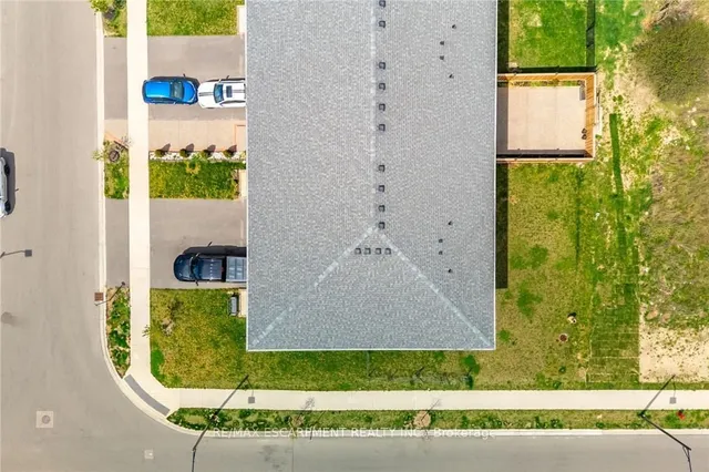 Additional image 40 of 6 Bedrock Dr