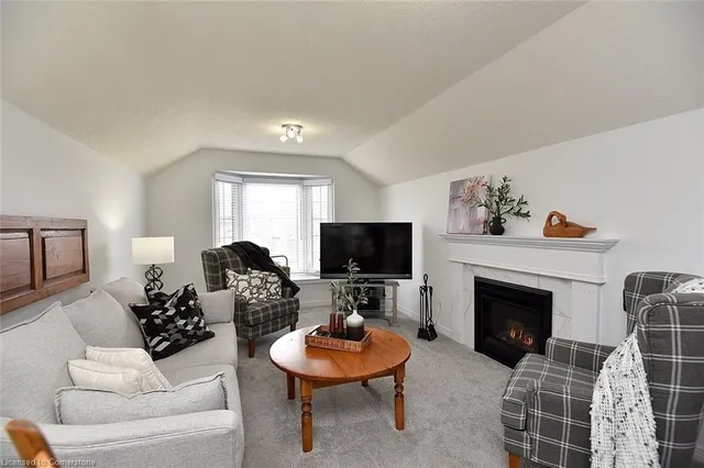 Additional image 14 of 39 Duncan Ave