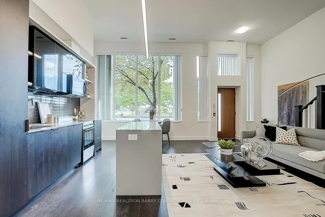 Additional image 5 of 6 Parkwood Ave Unit TH107