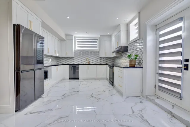 Additional image 41 of 7548 Sixth Line