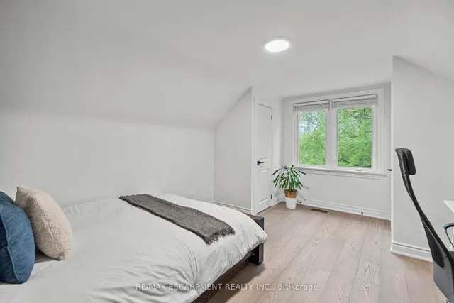 Additional image 28 of 342 East 15th St