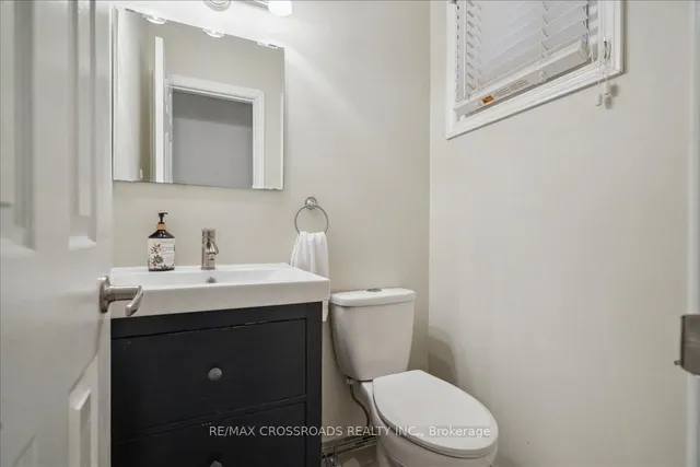 Additional image 13 of 121 L'Amoreaux Dr Unit 43