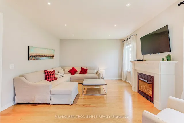 Additional image 41 of 574 North Park Blvd