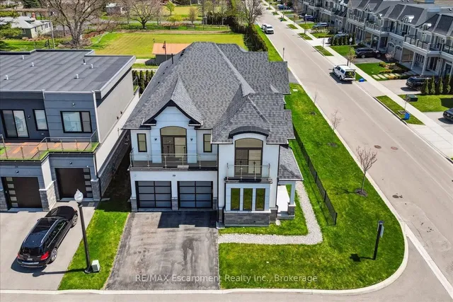 Additional image 3 of 39 Sunrow Gate