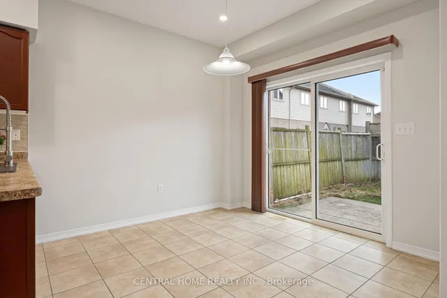 Additional image 9 of 165 Palacebeach Tr