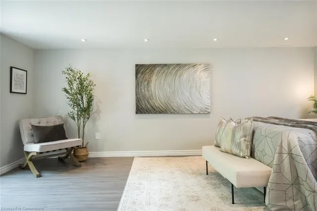 Additional image 31 of 6 Kew Crt