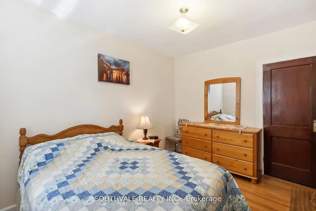 Additional image 29 of 67 Kings Park Blvd