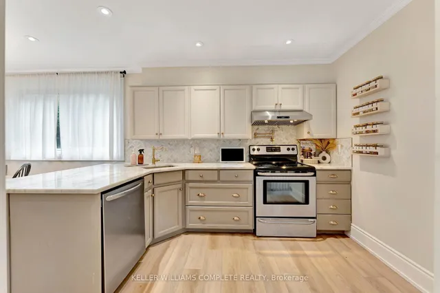 Additional image 11 of 42 LUSCOMBE St