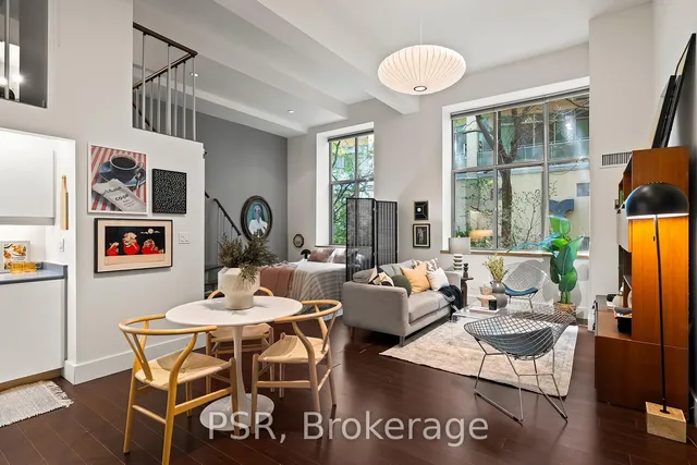 21 Nassau St Unit 202