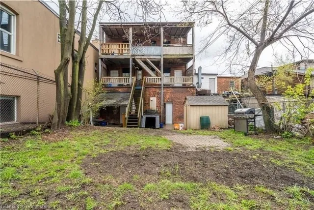 Additional image 10 of 464 King St