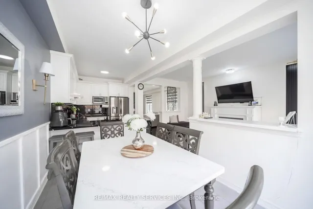 Additional image 22 of 26 Fresnel Rd