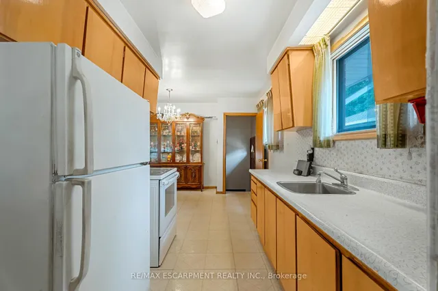 Additional image 8 of 45 East 17th St