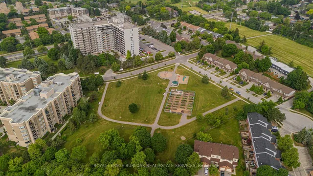 Additional image 40 of 2085 Amherst Heights Dr Unit 401
