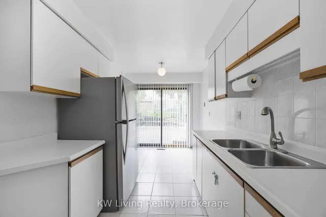 Additional image 10 of 66 Placentia Blvd