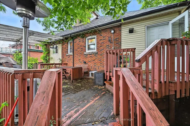 Additional image 43 of 36 Grosvenor Ave