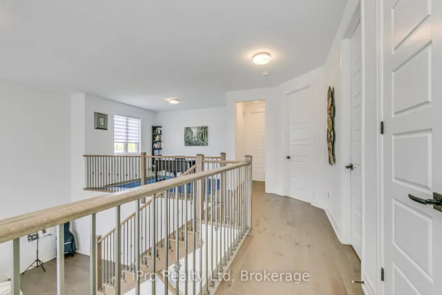 Additional image 25 of 1472 Varelas Passage