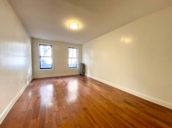 184 Nagle Ave #3C, New York, NY 10034