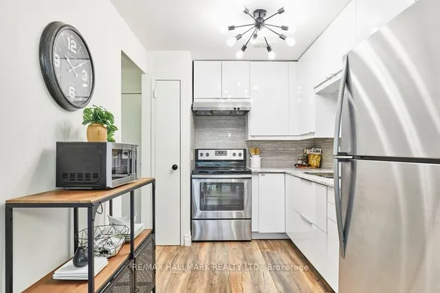 Additional image 4 of 800 Kennedy Rd Unit 401