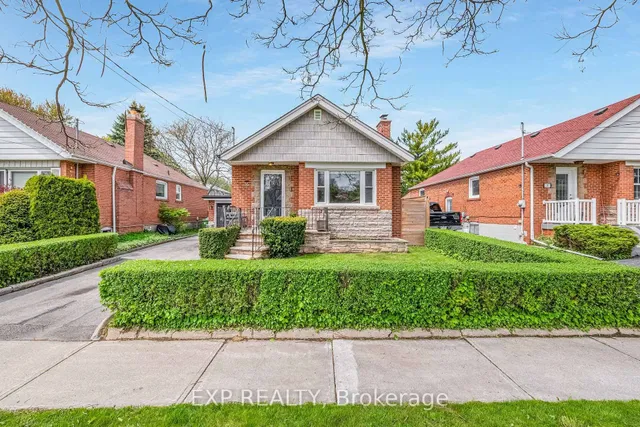 16 Camilla Cres