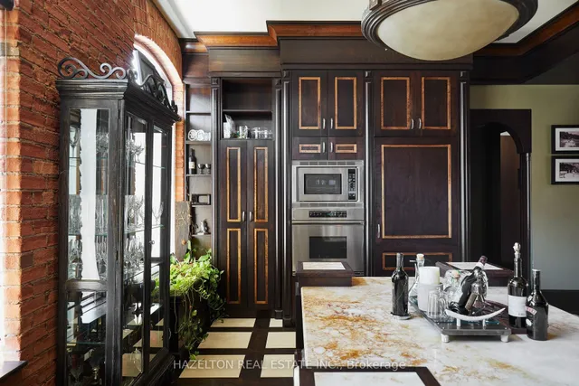 Additional image 10 of 468 Wellington St Unit 501