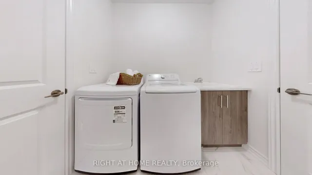 Additional image 18 of 328 Bergamot Ave