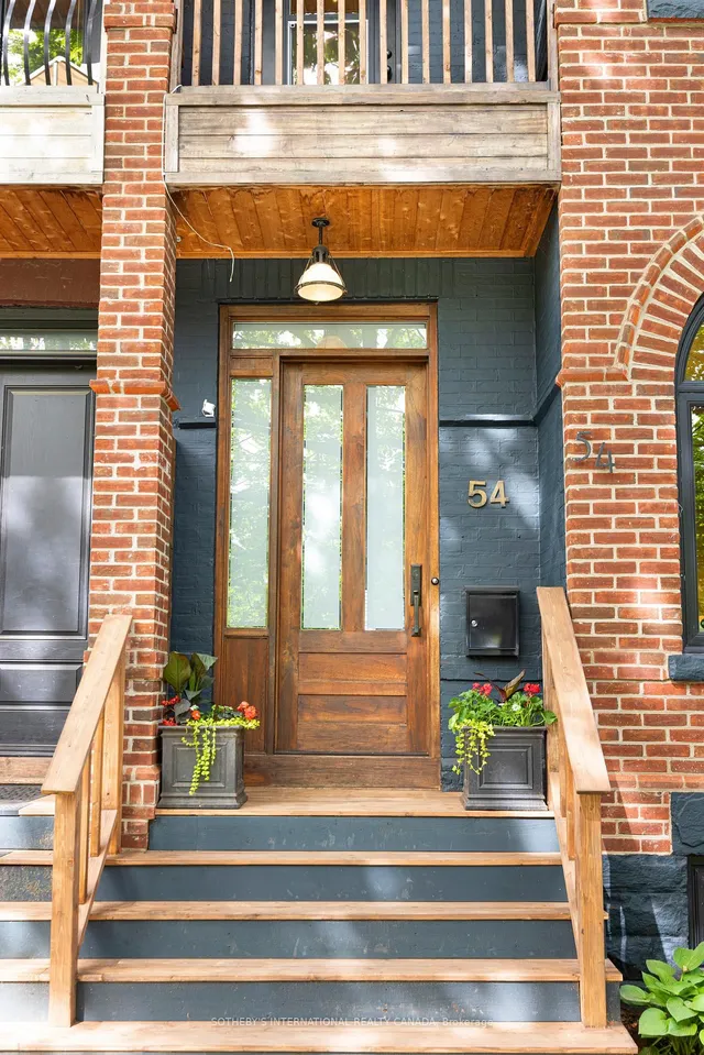 Additional image 35 of 54 Stanley Terrace Ave