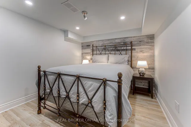 Additional image 36 of 976 Filmandale Rd