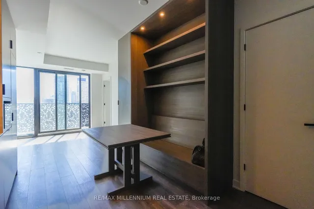 Additional image 27 of 55 Charles St Unit 1905