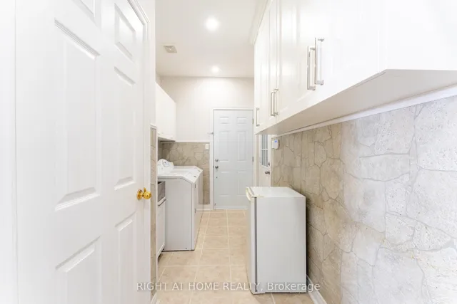 Additional image 12 of 15 Tournament Dr