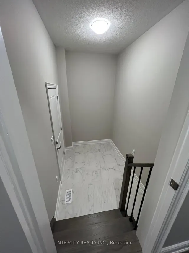 Additional image 18 of 26 Fordham Rd