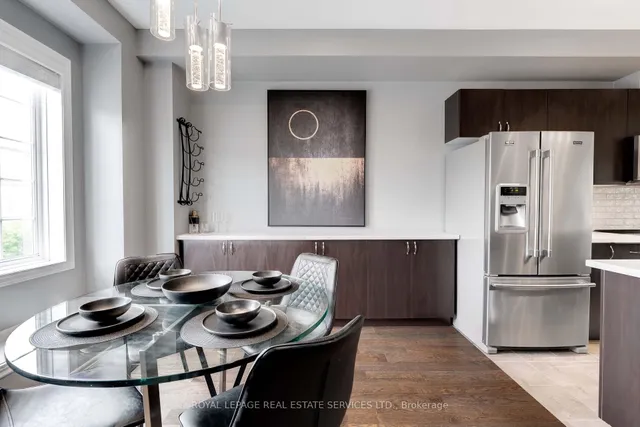 Additional image 20 of 122 Dundas St Unit 17