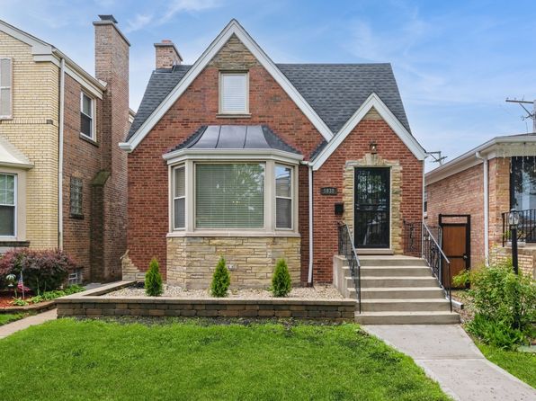 5938 N Sacramento Ave, Chicago, IL 60659