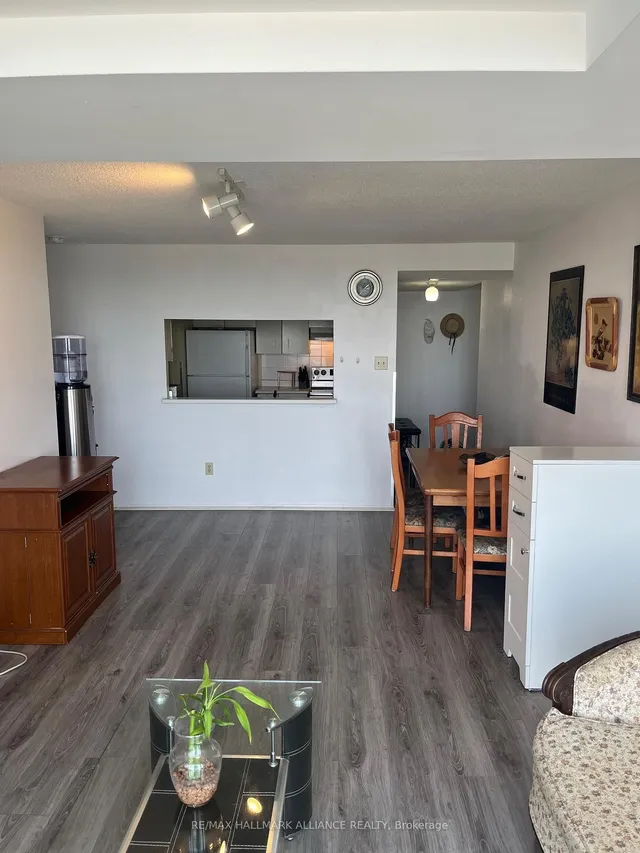 Additional image 6 of 4205 Shipp Dr Unit 2008