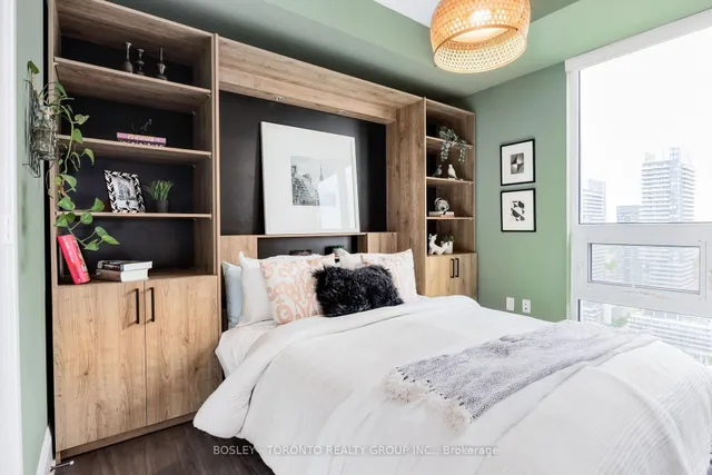 Additional image 27 of 101 Erskine Ave Unit 2810