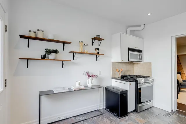 Additional image 18 of 307 Indian Rd Cres