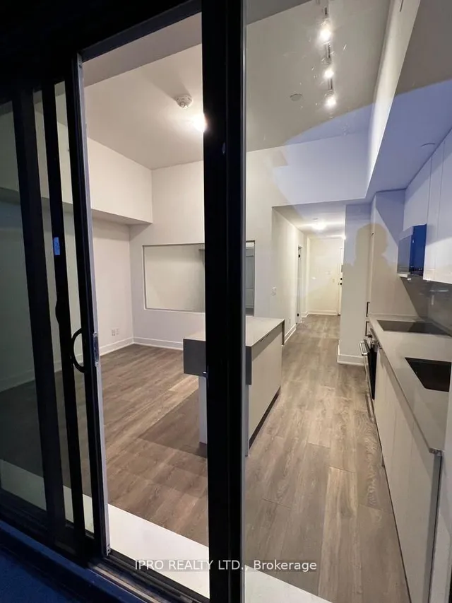 Additional image 7 of 2485 Taunton Rd Unit 430