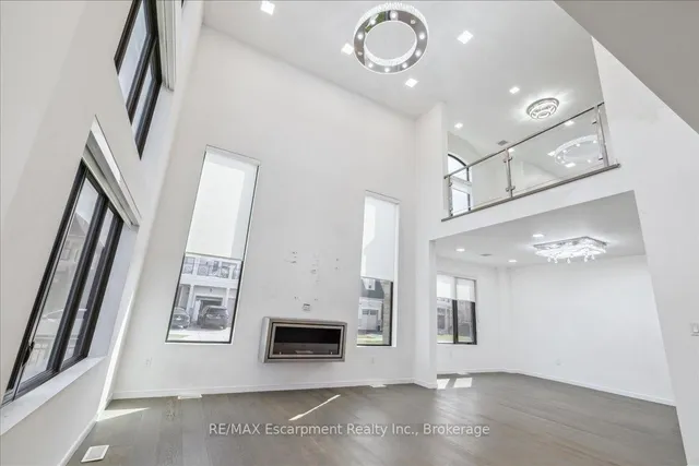 Additional image 15 of 39 Sunrow Gate