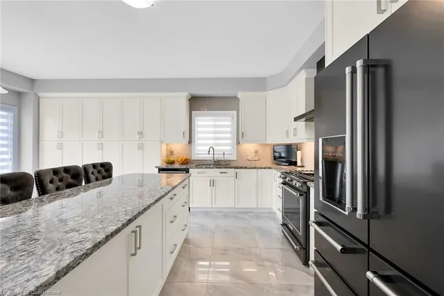 Additional image 22 of 56 Bellroyal Cres