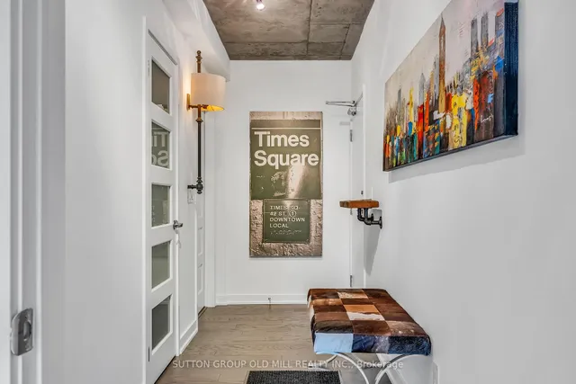 Additional image 9 of 400 Wellington St Unit 807