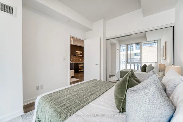 Additional image 23 of 18 Rean Dr Unit 202