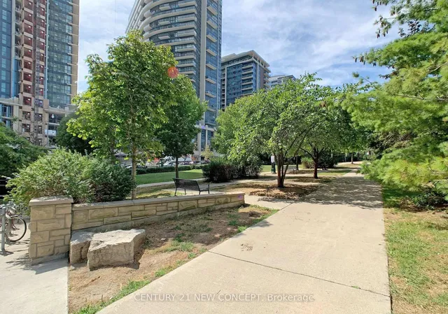 Additional image 15 of 19 Western Battery Rd Unit 1020