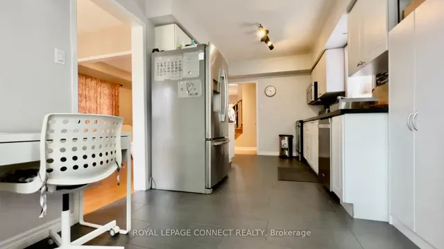 Additional image 8 of 893 Blyleven Blvd