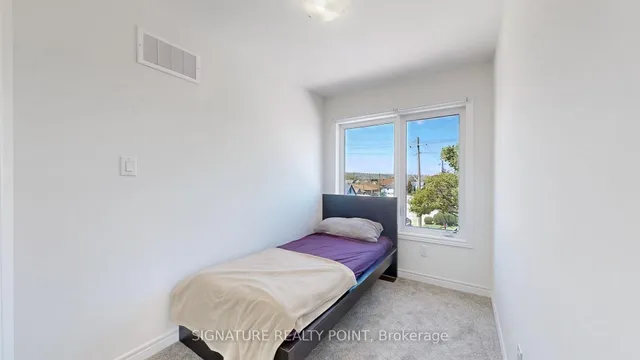 Additional image 19 of 2 Reid Ave