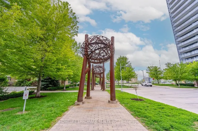 Additional image 3 of 33 Singer Crt Unit 1811