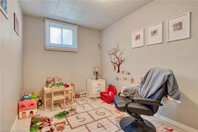 Additional image 28 of 90 Mountbatten Dr