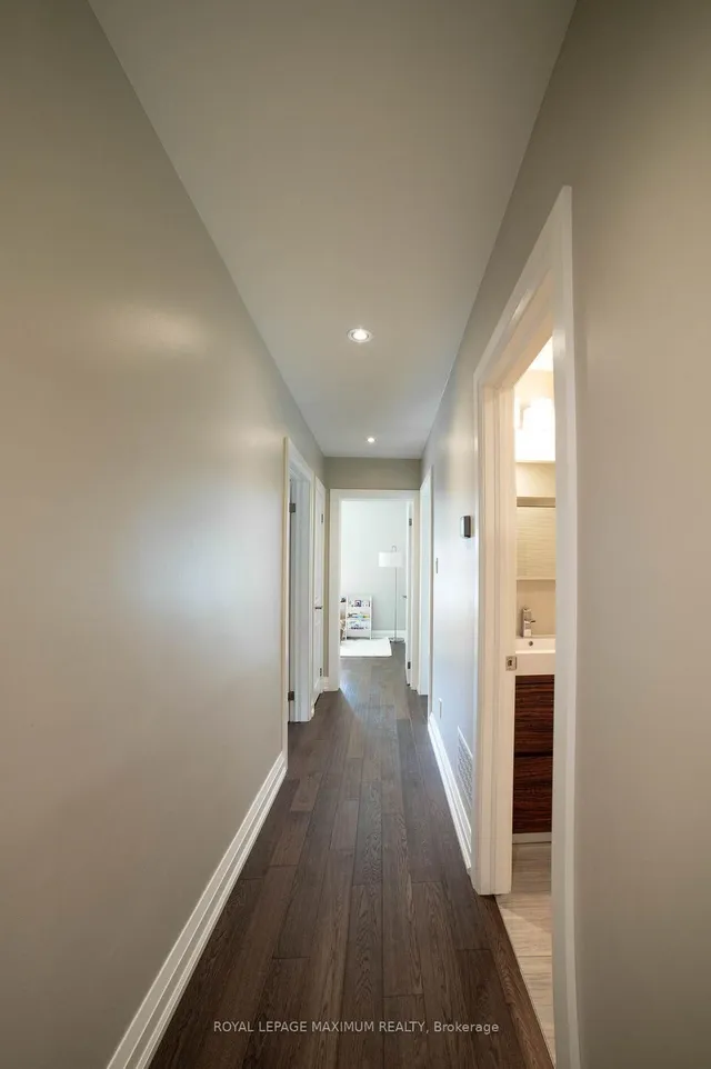 Additional image 14 of 76 Langholm Dr